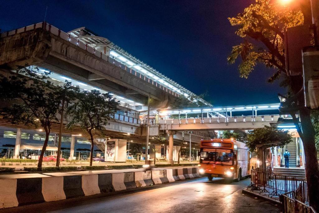 Pannapat Place Bangkok Bagian luar foto