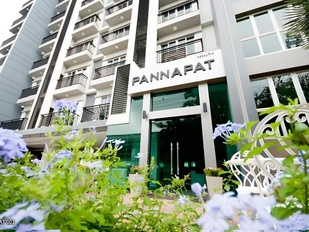 Pannapat Place Bangkok Bagian luar foto